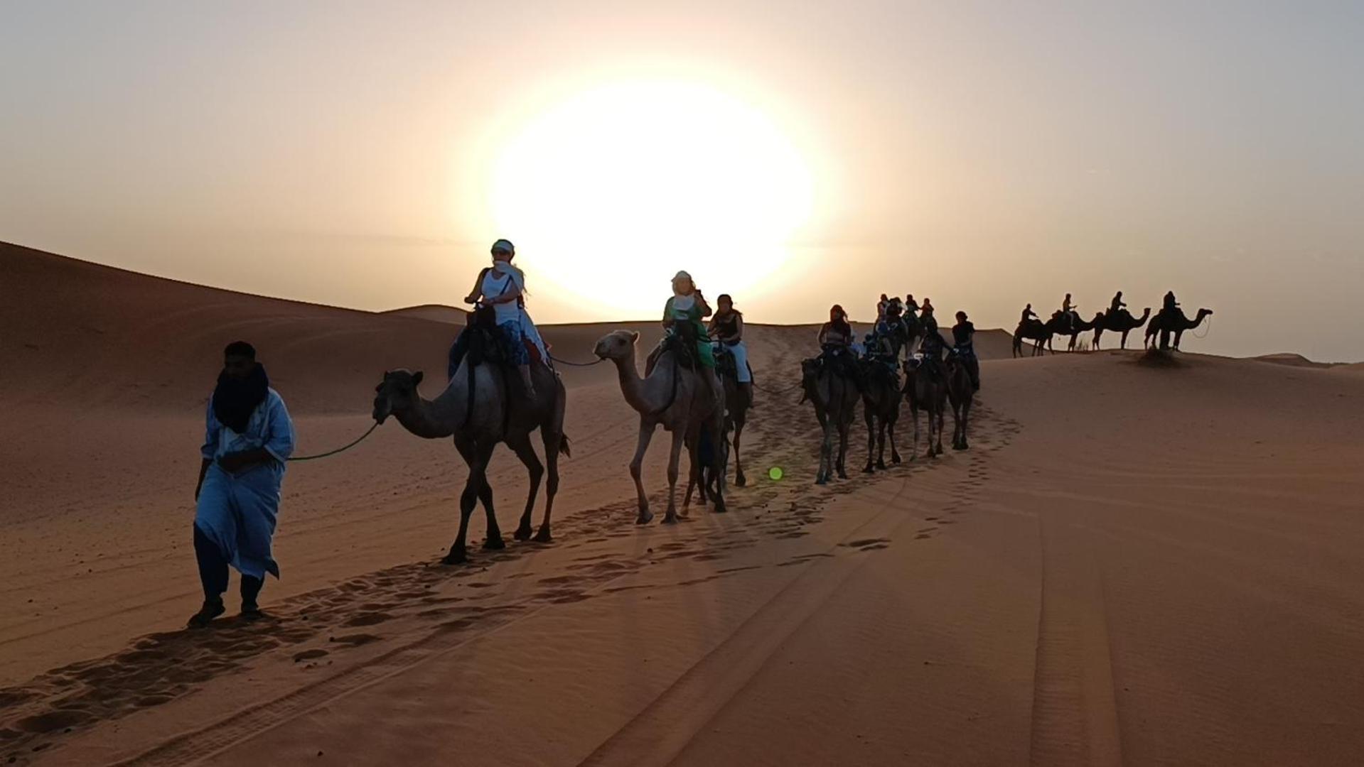 Riad Kasbah Le Touareg Мерзуга Экстерьер фото